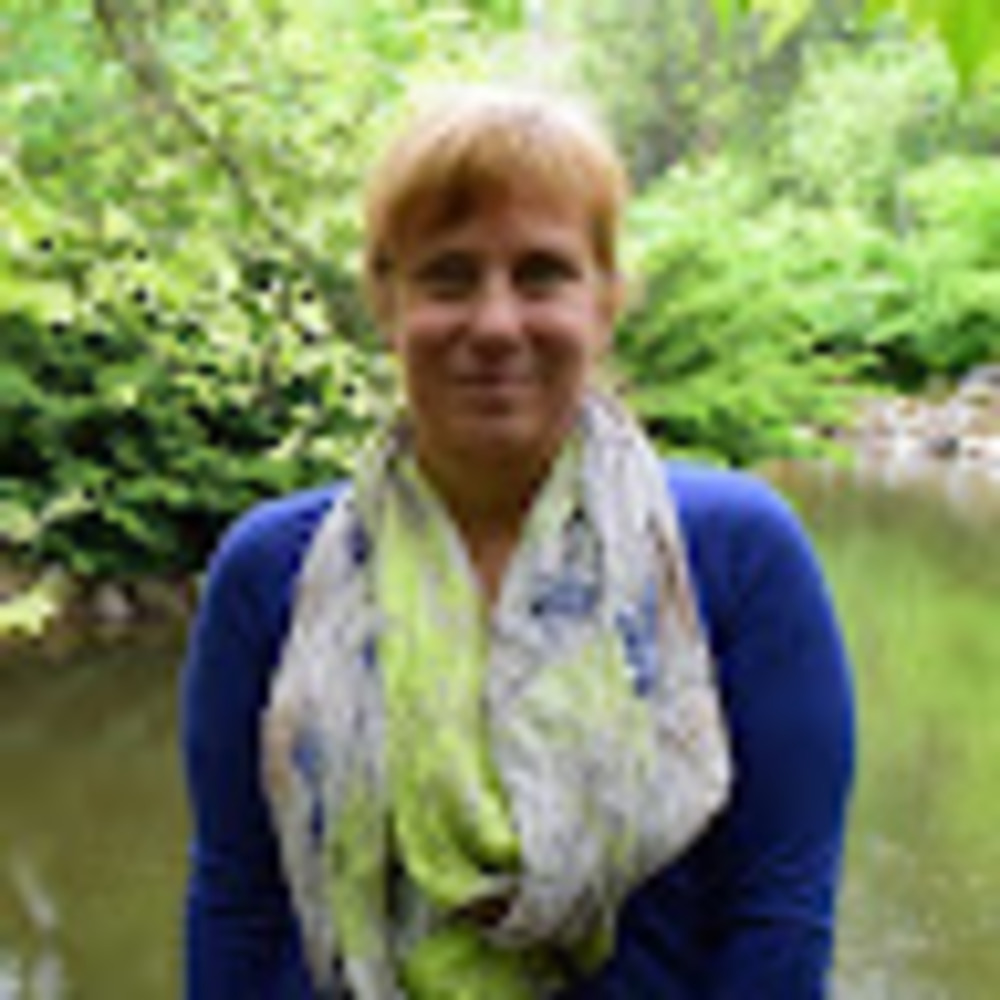 Meet your Posher, April